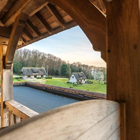 B&B Le Clos Du Phare - En Campagne Saint-Samson-de-la-Roque Zewnętrze zdjęcie